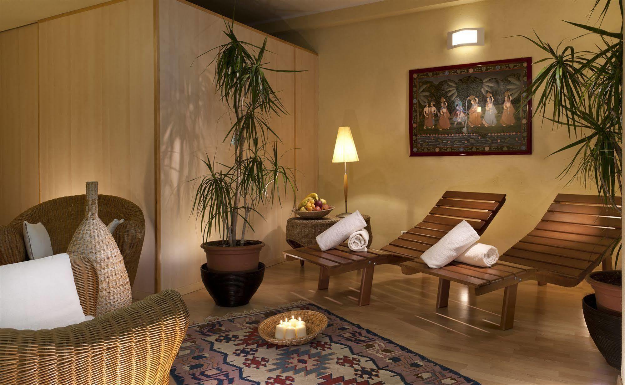 Hotel Alexander Gabicce Mare Eksteriør bilde